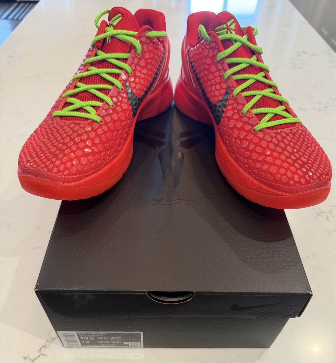 Nike Zoom Kobe 6 Reverse Grinch - 10.5 NIB