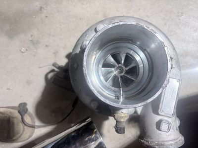 2882111RX turbo he400vg/he451ve isx15