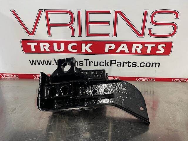 Kenworth W900 Spring Hanger