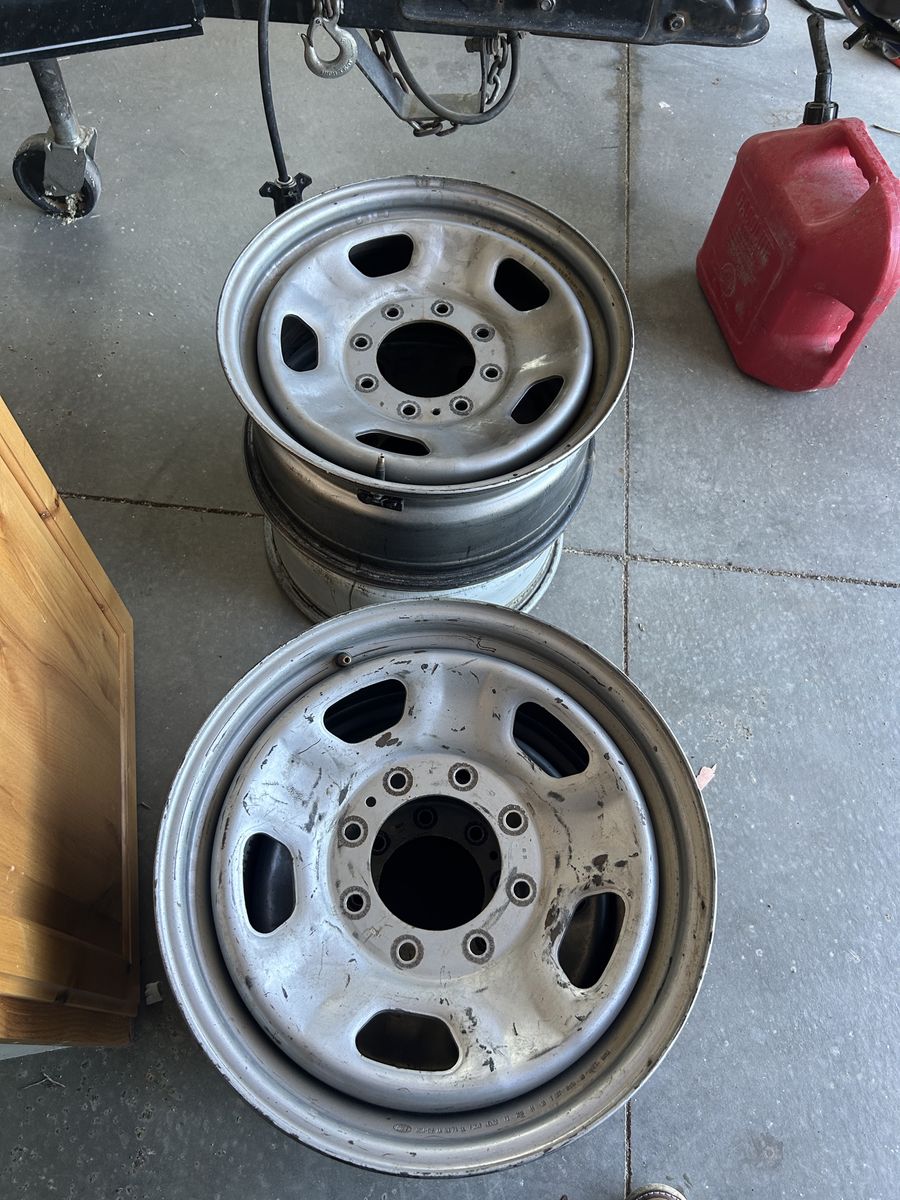 18"x8 &x170 Lug Pattern