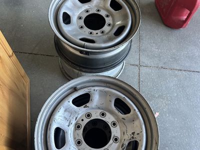 18"x8 &x170 Lug Pattern