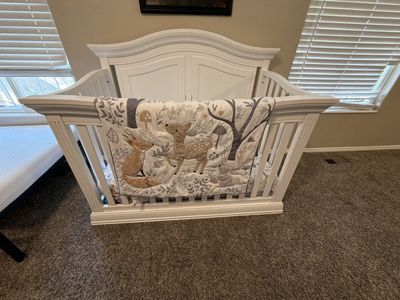 White Wooden Convertible Baby Crib with Mattress