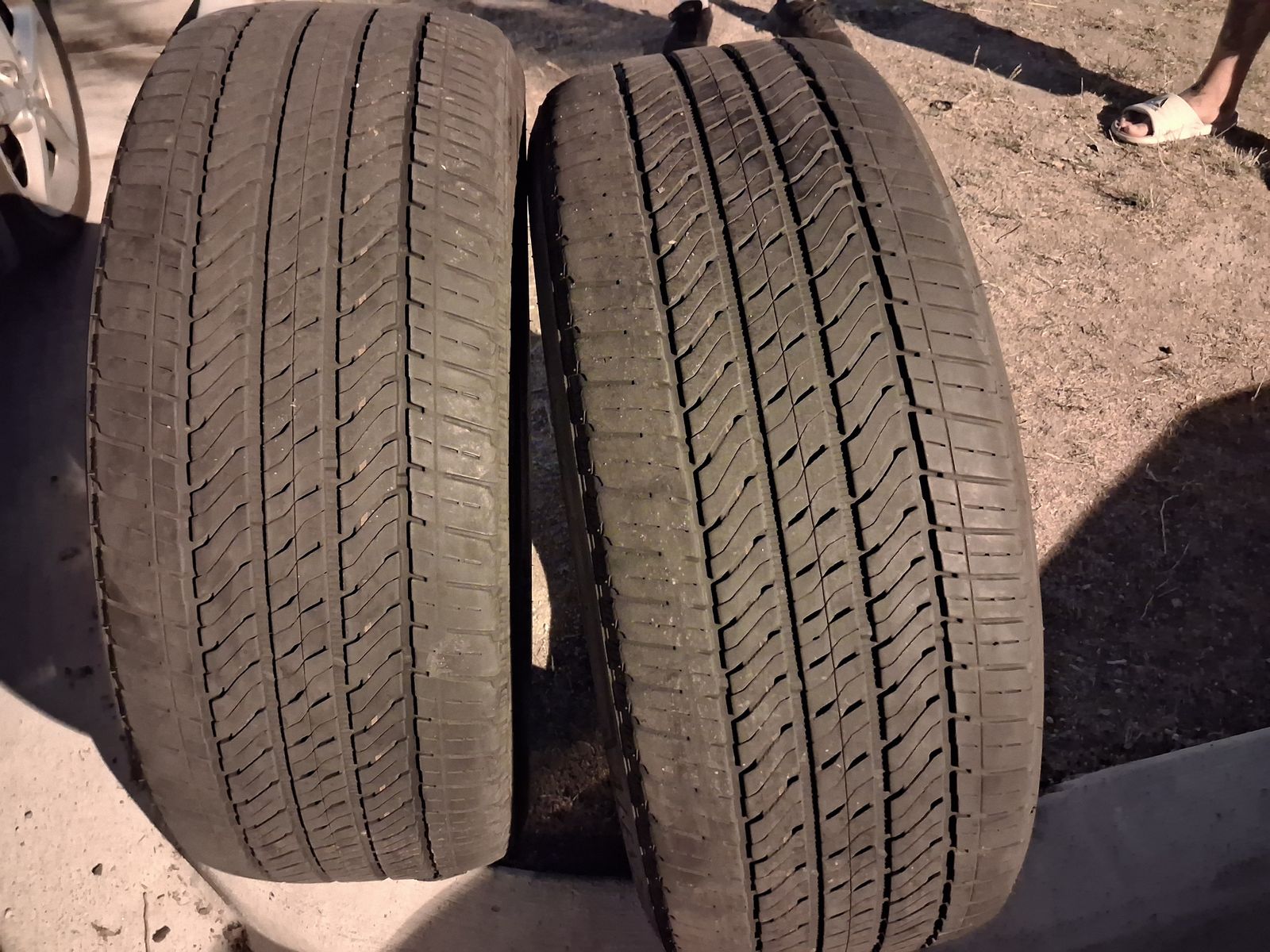 275/50R22 Bridgestone Alenza 3 tires