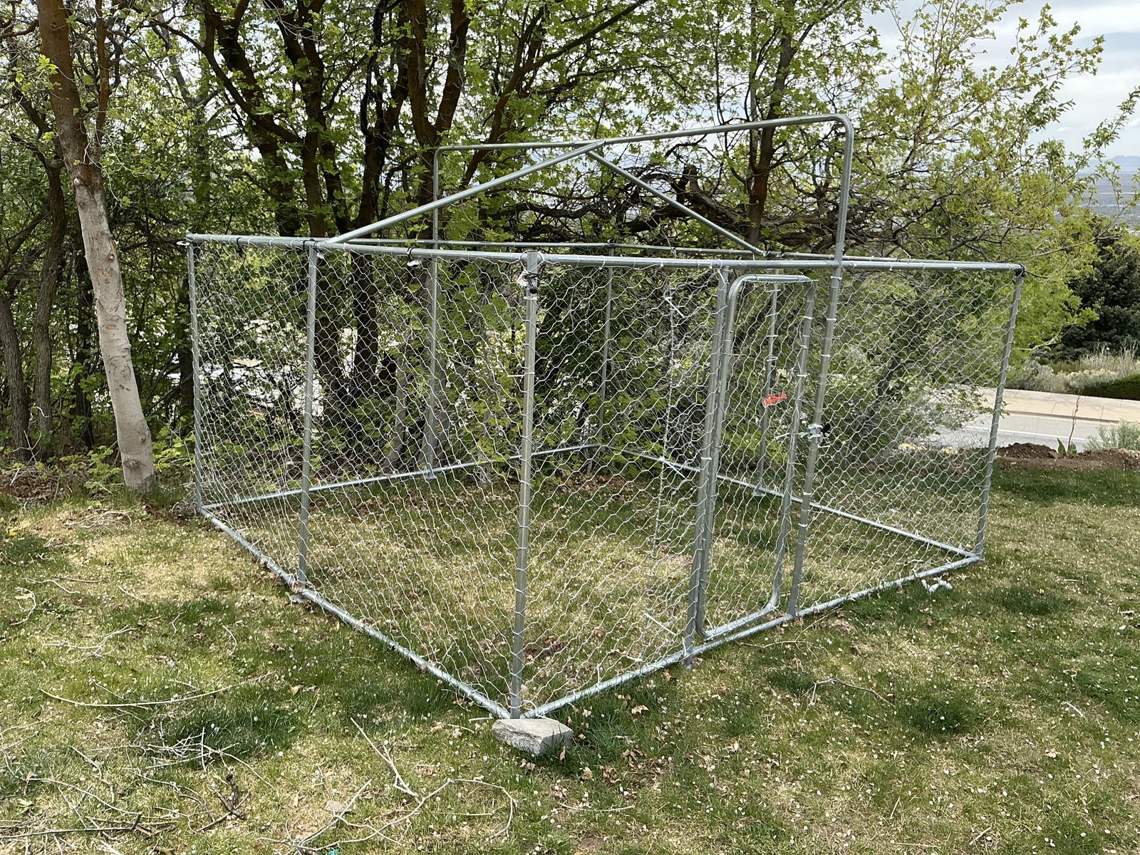 10’ x 10’ x 6’ Steel Dog Kennel/Run
