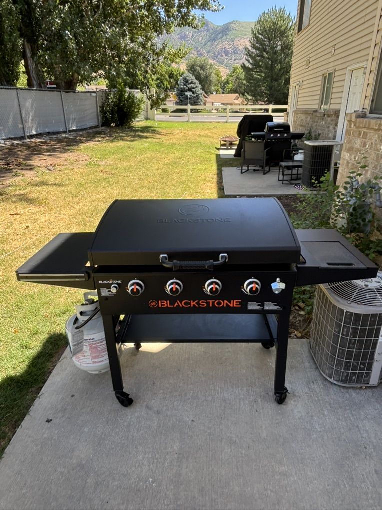 36 Black Stone Griddle With Hood