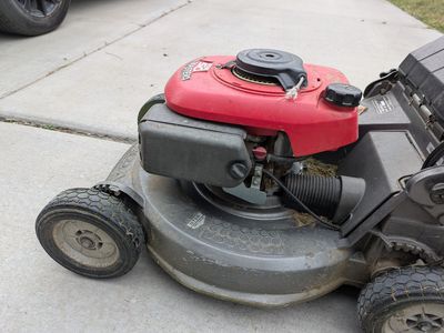 Honda HR215 Lawnmower