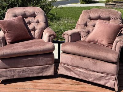 Vintage Mauve Velvet Tufted Armchairs with Accent Pillows - Pair