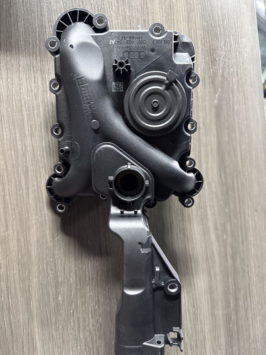 OEM Engine Crankcase Vent Valve For Audi