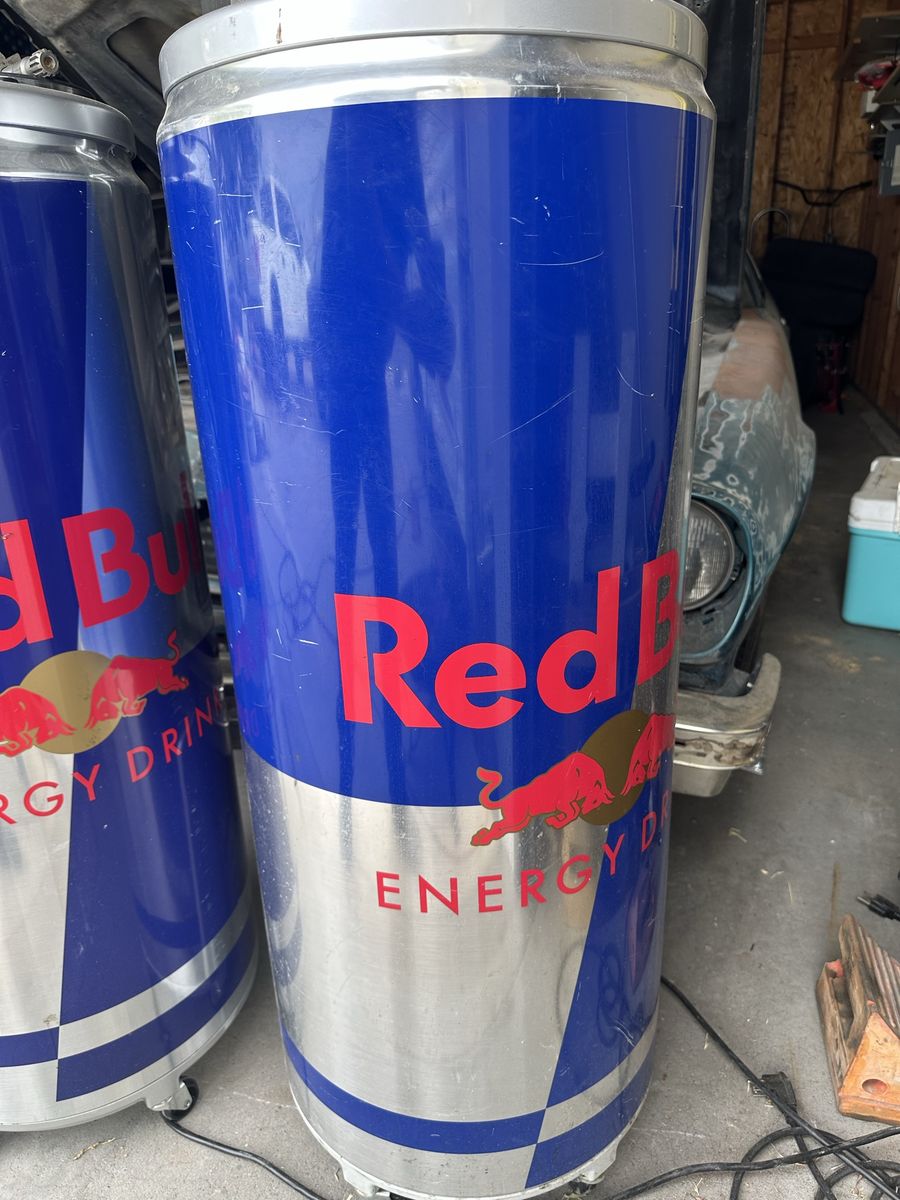 Redbull FRIDGE - not cooler