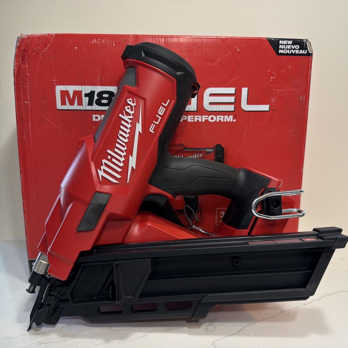 Milwaukee M18 FUEL 30 Degree Framing Nailer (Tool Only) - Cordless Brushless Power Tool