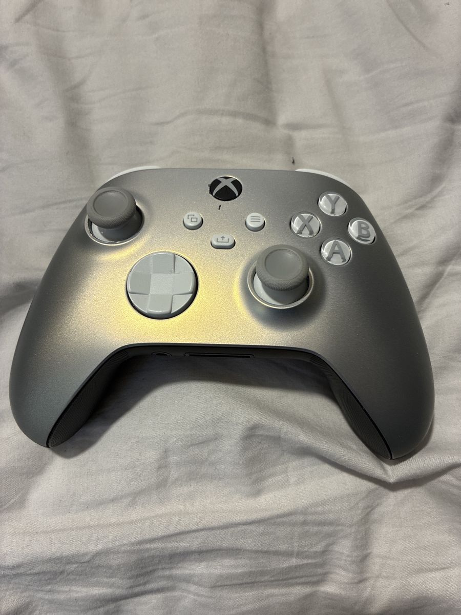 Xbox Core Wireless Controller - Lunar Shift