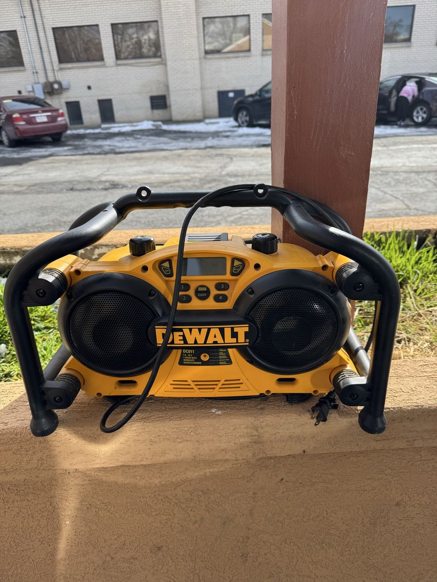 Dewalt DC011 Radio Charger (The price is firm)