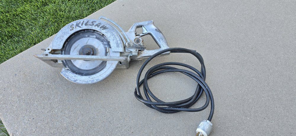 Vintage Skilsaw Circular Saw - Heavy Duty Power Tool with Long Cord