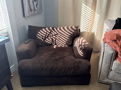 Brown chair