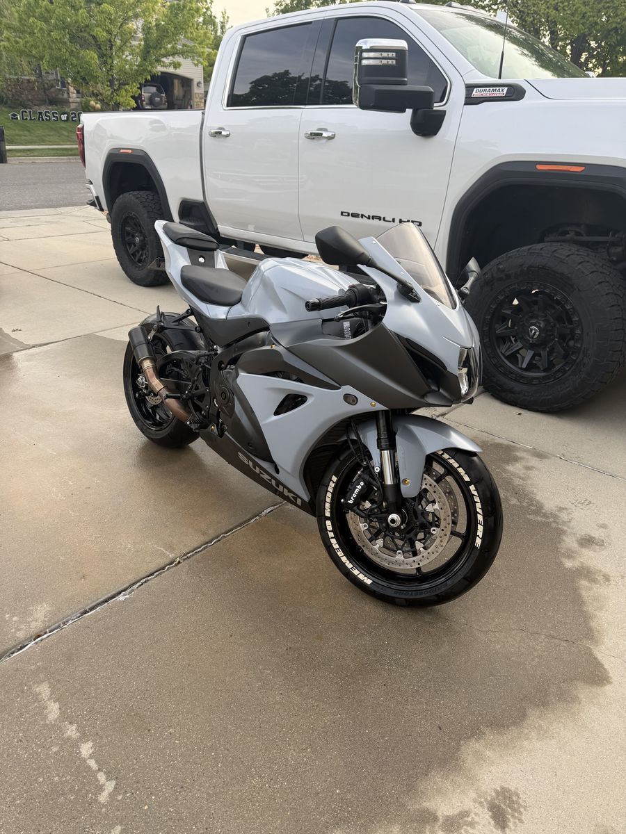 2022 Suzuki GSXR 1000