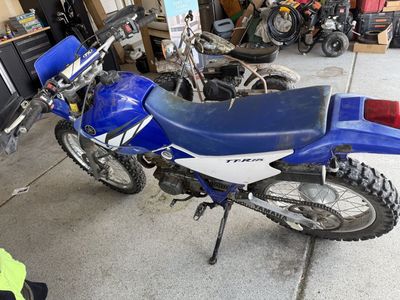 Yamaha TTR 225