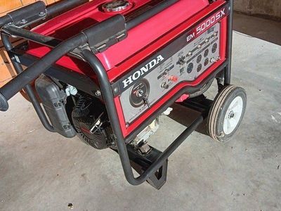 Honda EM5000SX Deluxe Generator for sale