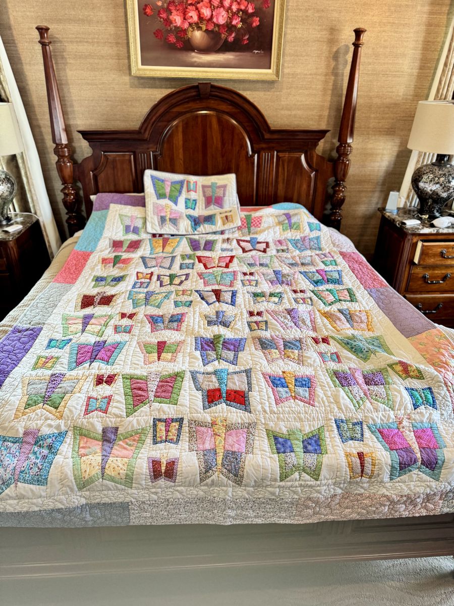 Beautiful Hand Stitched Butterfly Quilt