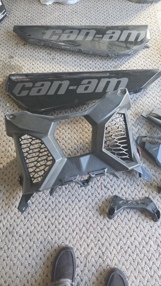 Random 2018 Can-Am xrs turbo stock takeoff parts