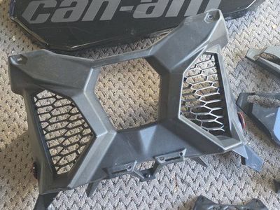 Random 2018 Can-Am xrs turbo stock takeoff parts