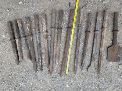 Heavy Duty Industrial Jackhammer Chisel Bits - Various Sizes & Types for Demolition Work