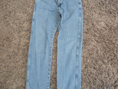 Wrangler Rugged Wear Men's Light Wash Denim Jeans Size 31x34