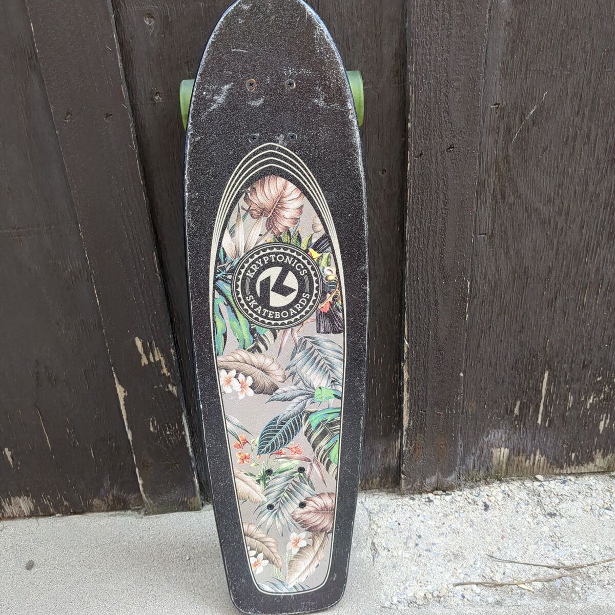 Kryptonics cruiser skateboard