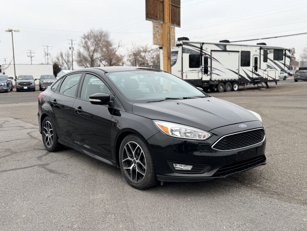 2015 FORD FOCUS SE