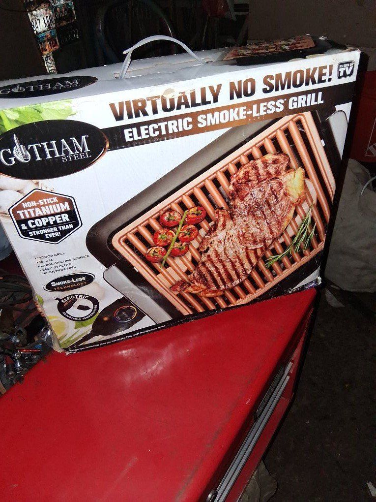 indoor smokeless grill New in box