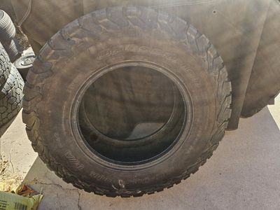 BFGoodrich All-Terrain T/A KO2 LT285/70R17 Tire - Baja Champion