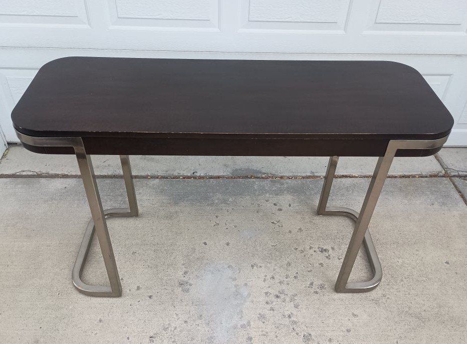 desk/table