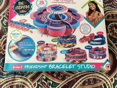 Cra Z Art Bracelet Studio