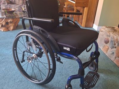 Quickie Q7 wheelchair