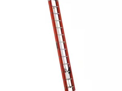 $155 LESS THAN HOME DEPOT! BRAND NEW WITH TAGS Louisville 28’ fiberglass extension ladder