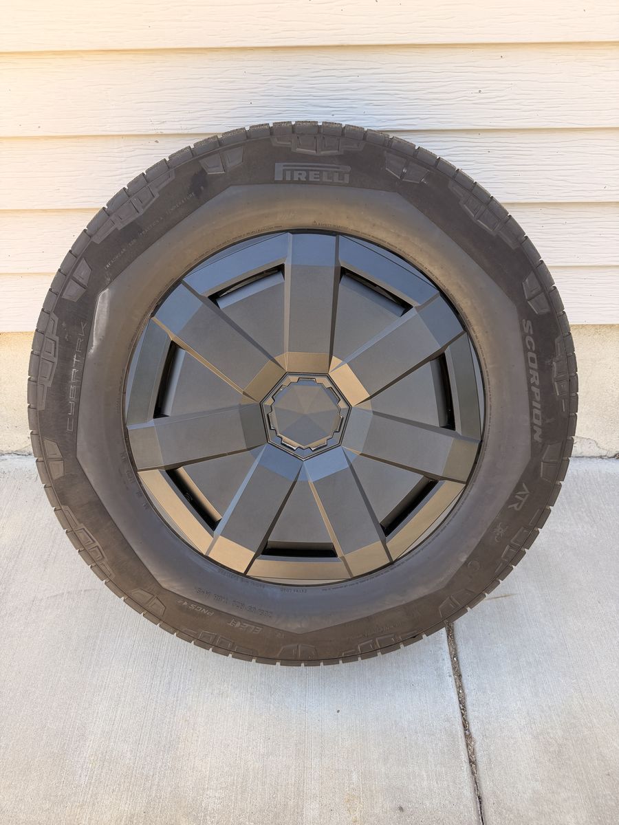 Spare Cybertruck 20’’ Core Wheel with All-Season Tire