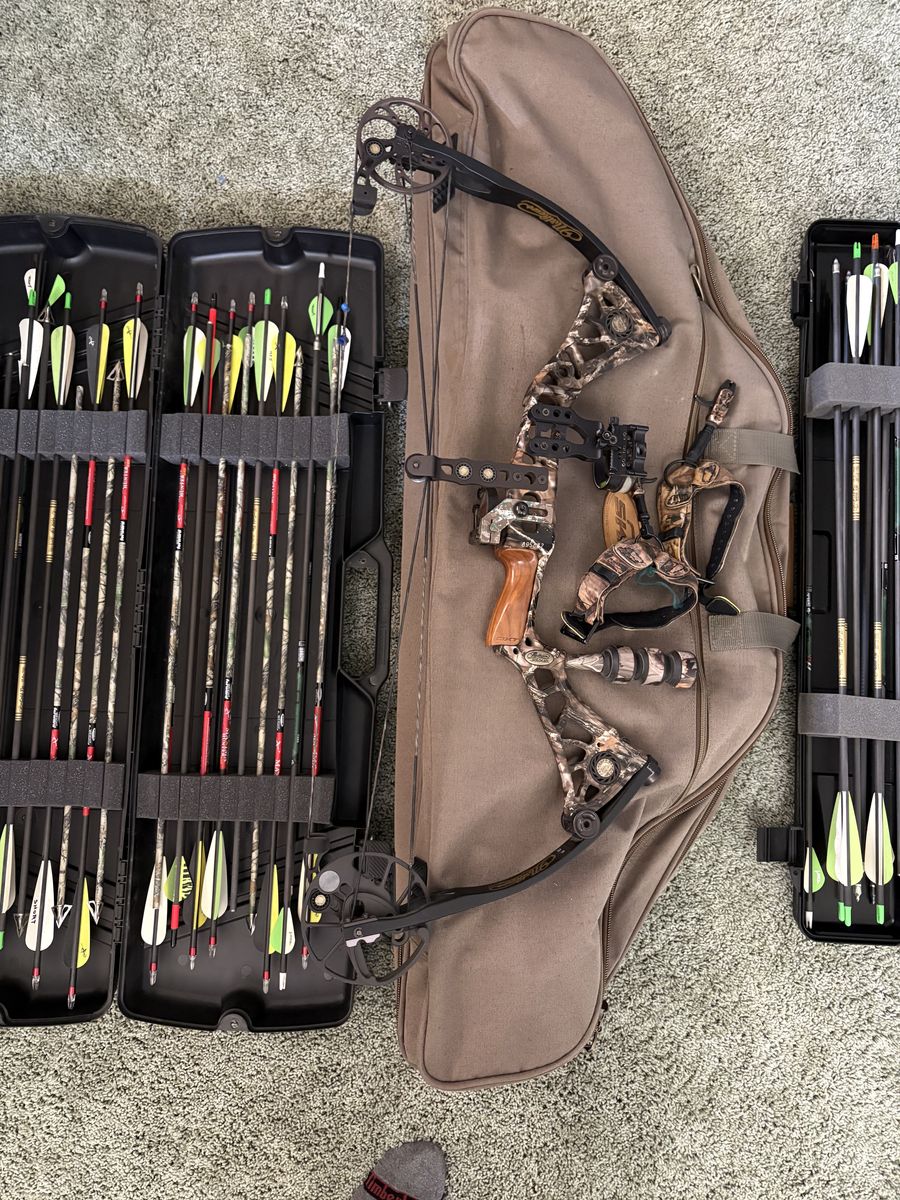 Mathews DXT 29" Rt Hand Bow