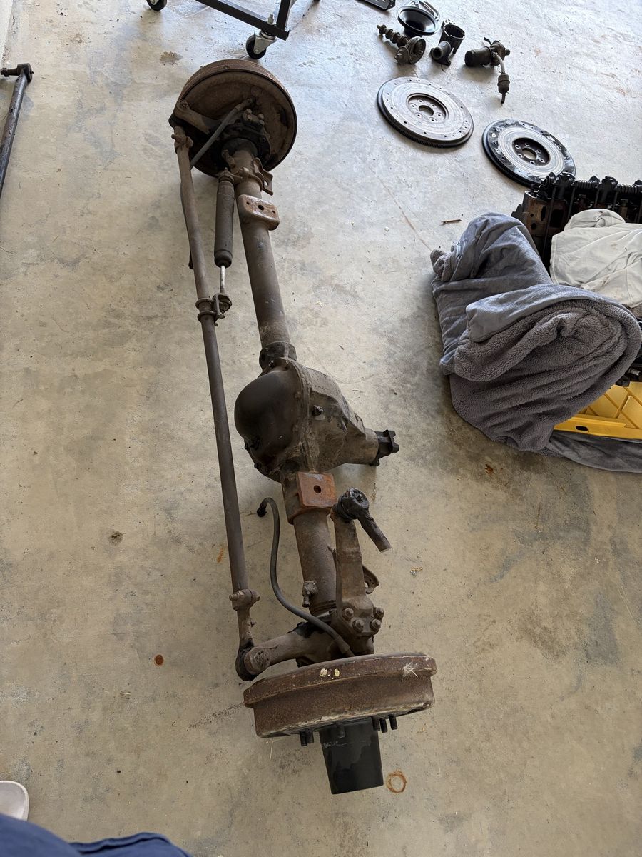 Main image 3