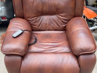 Dual motor 400 big and tall sleeper lift chair