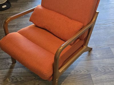 Mid Century modern accent chair