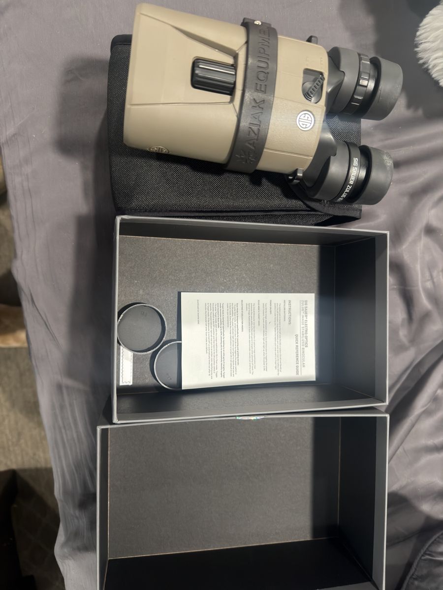 Sig Sauer Zulu6 HDX 16x42 Image Stabilized Binoculars FDE with Aziak Tripod Mount