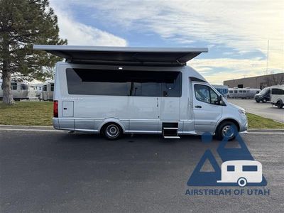 New 2026 Airstream Atlas AP+ Murphy Suite