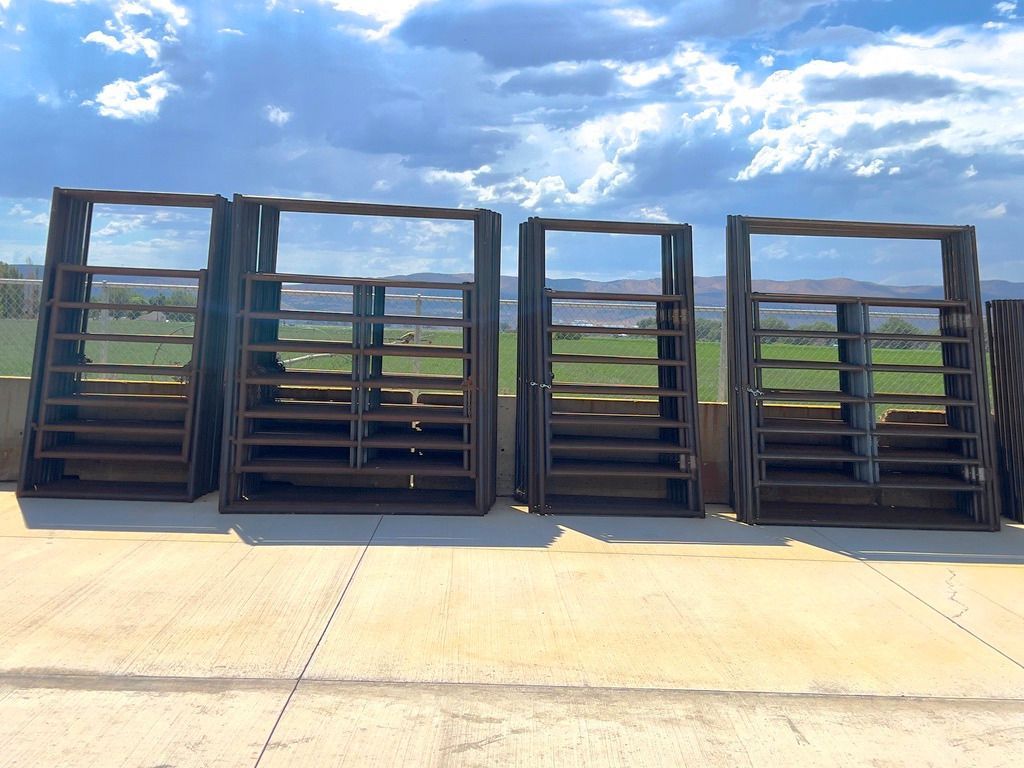 7 RAIL BOW GATES