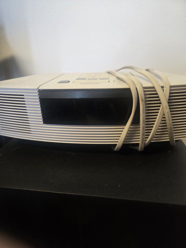 Bose Wave Radio / CD Player (AWRC-1P) - Works Great!
