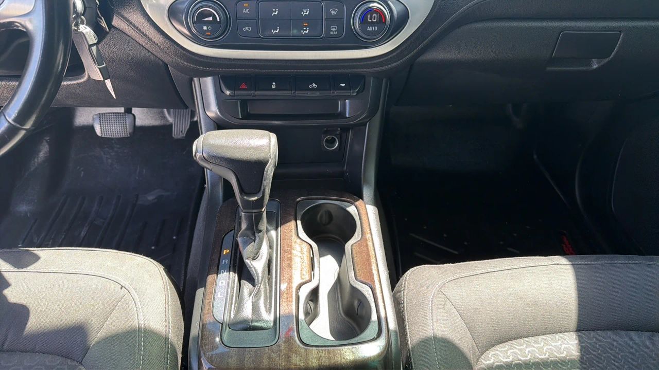 Main image 7