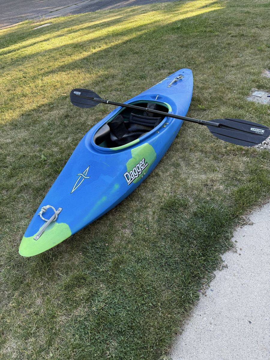 Dagger Kayak & Paddle