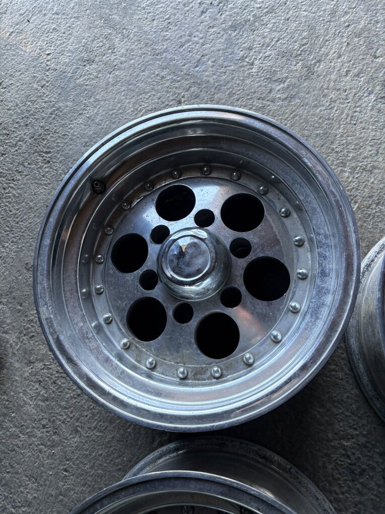 Aluminum Wheels 6 Lug Chevrolet GMC