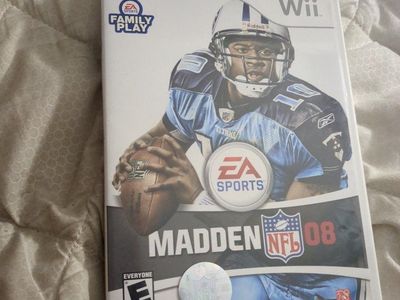 Wii EA sports Madden NFL 08