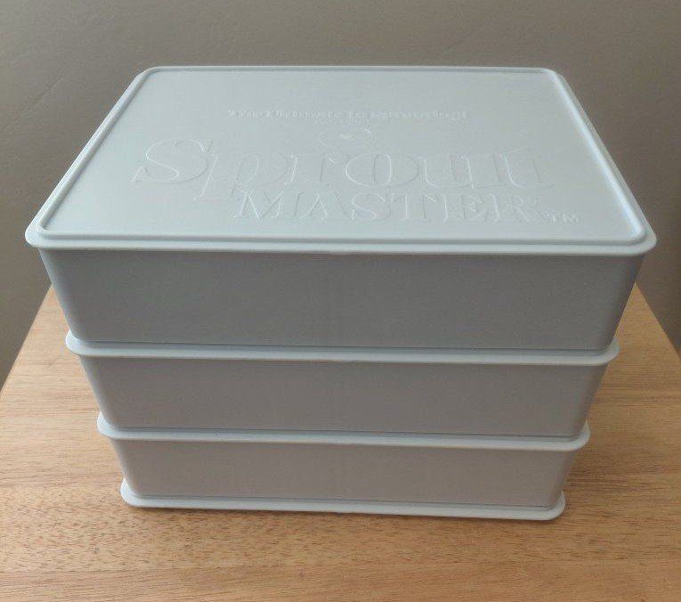 Sprout Msster Trays (3) with Lids