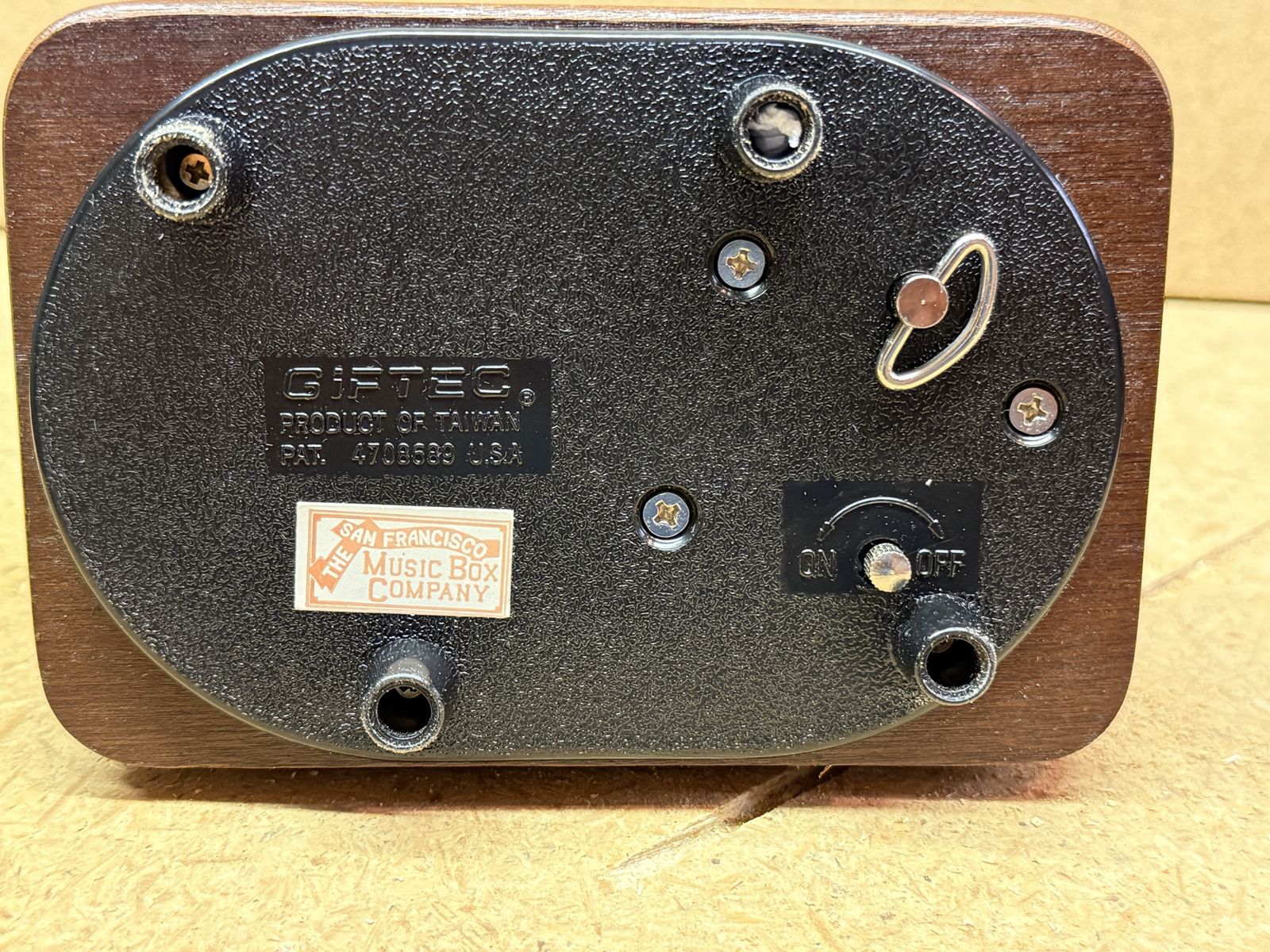 Main image 2
