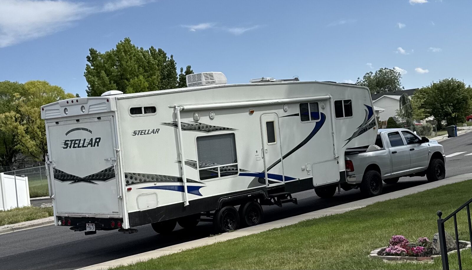 07 stealer toy hauler